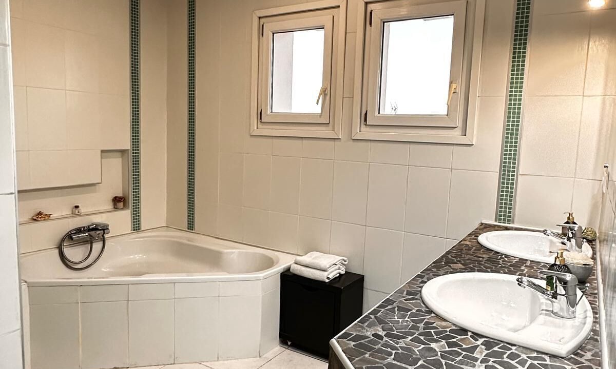 Photo of Bathroom in Fabregues