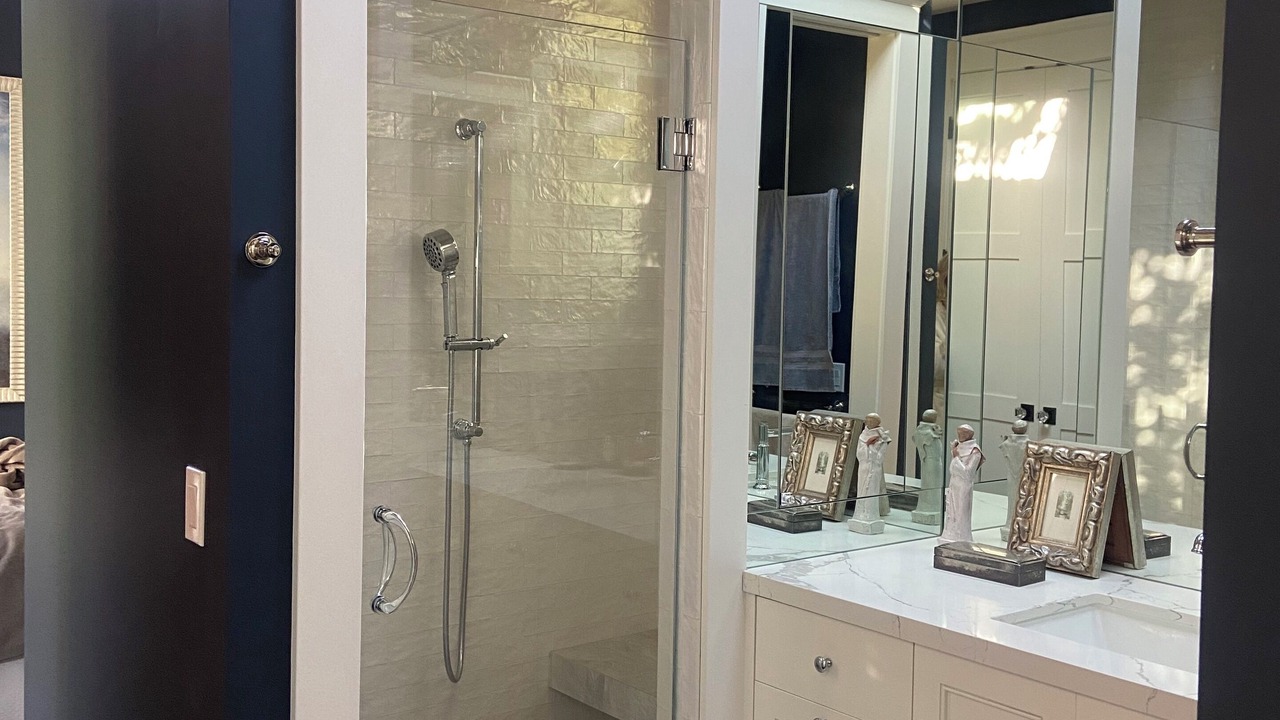 Photo of Bathroom in St. Helena