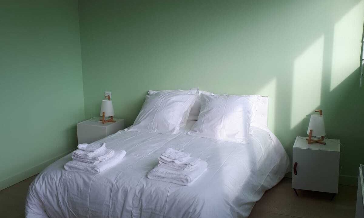 Photo of Bedroom in Feneu