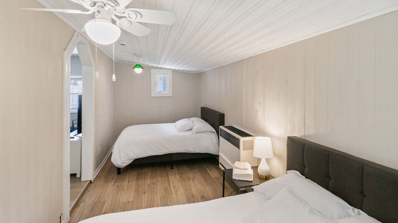 Photo of Bedroom in Russell