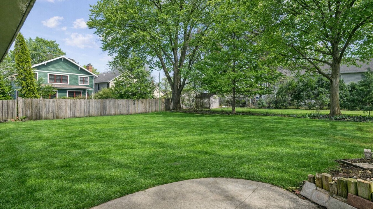 Photo of Outdoor in Russell