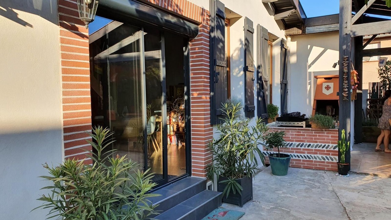 Photo of Outdoor in Minimes - Barriere de Paris