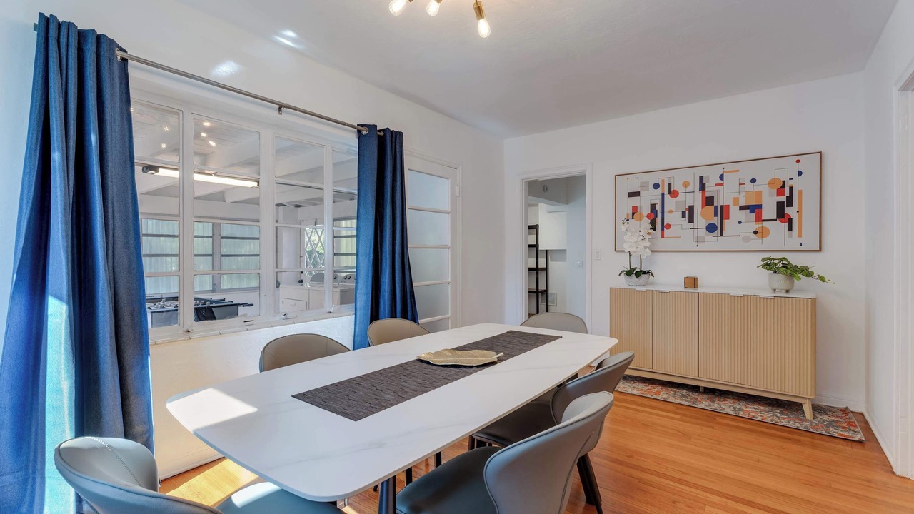 Photo of Bedroom in The Roads