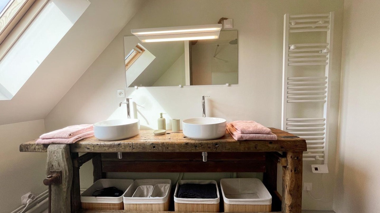 Photo of Bathroom in Chedigny