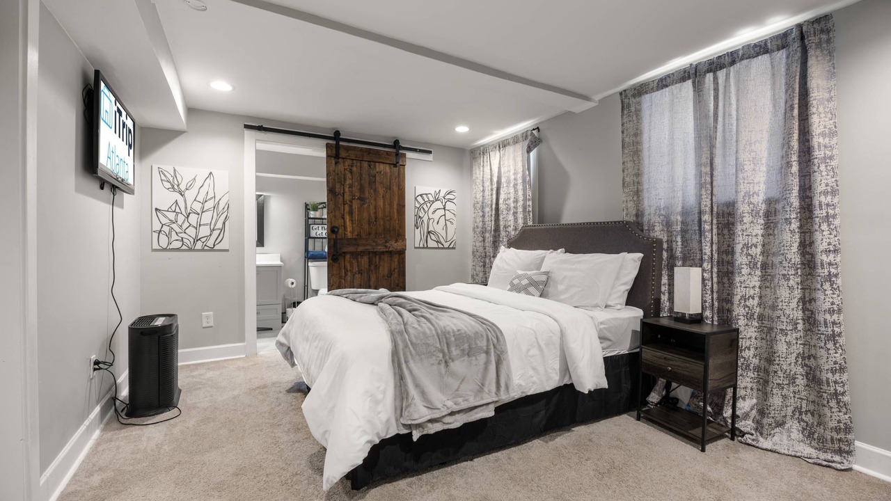 Photo of Bedroom in Atlanta