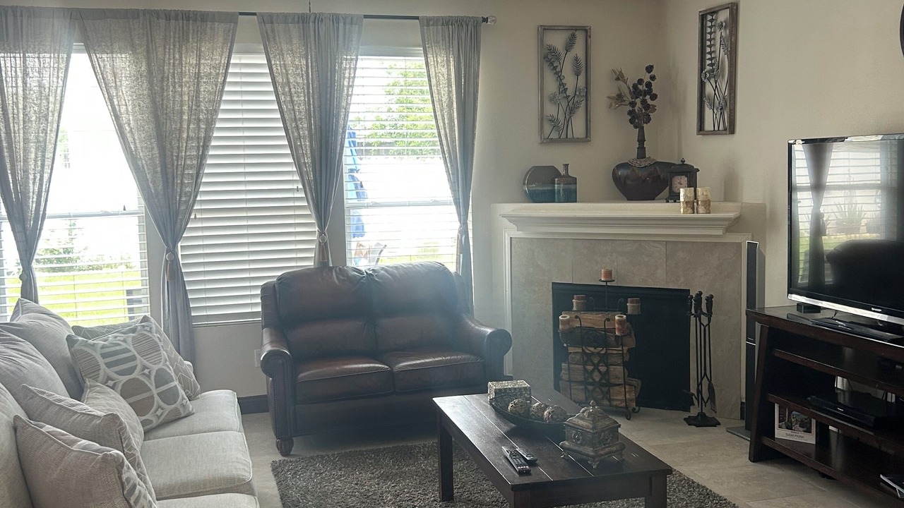 Photo of Livingroom in Cypress
