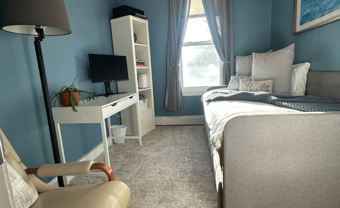 Photo of Bedroom in Columbus Park - Andrew Square