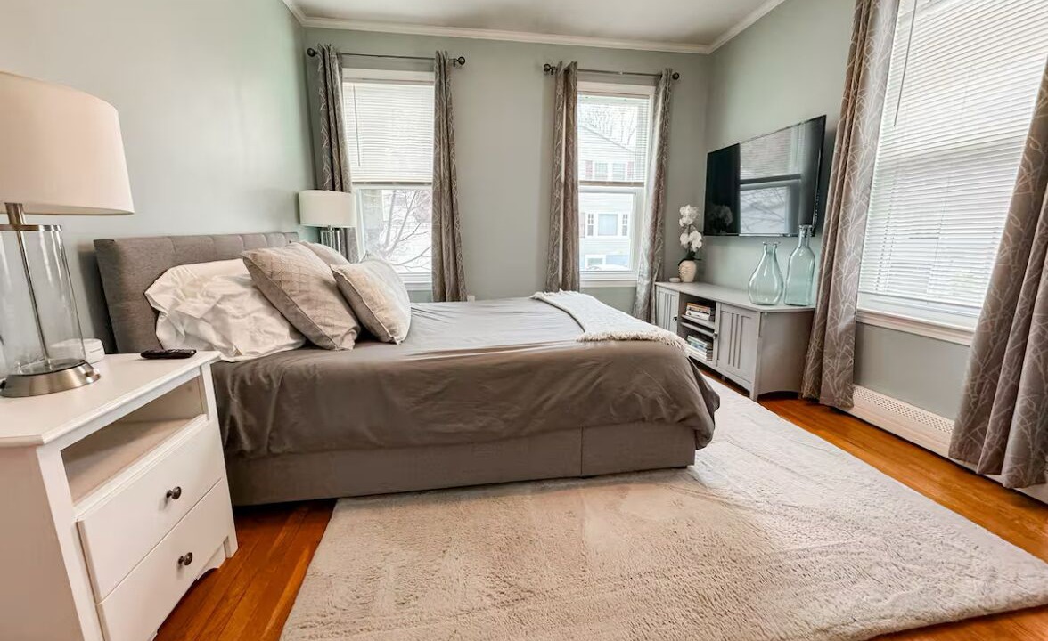 Photo of Bedroom in Columbus Park - Andrew Square