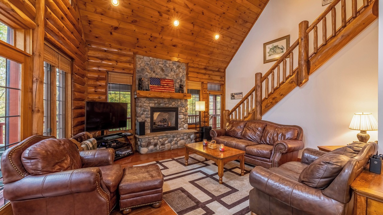 Photo of Livingroom in Slatyfork Farm