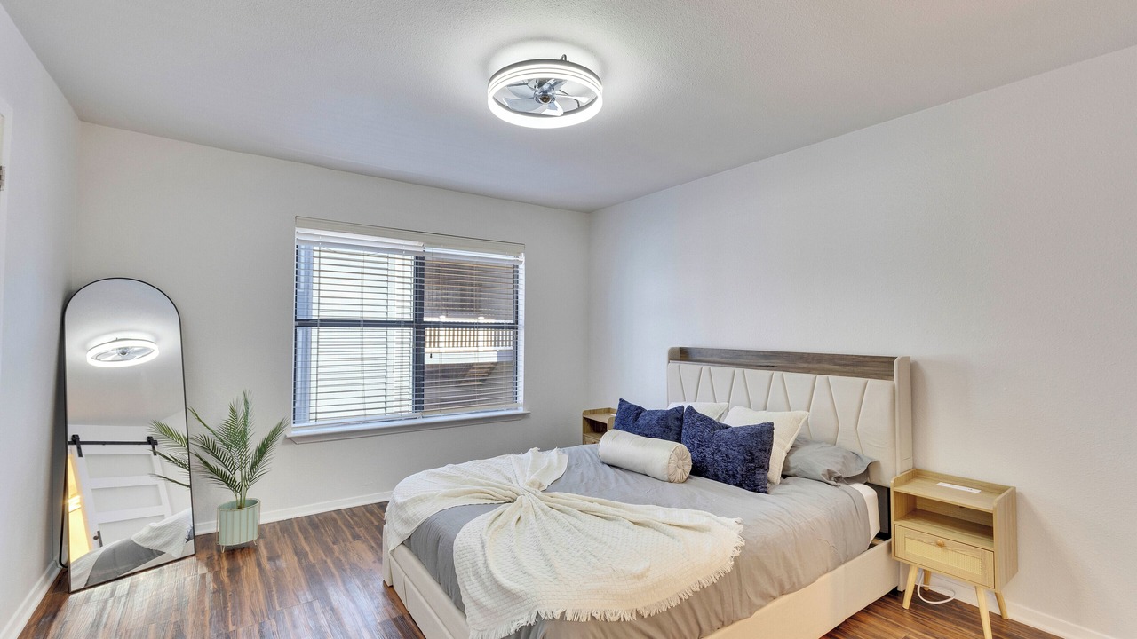 Photo of Bedroom in North Austin Civic Association