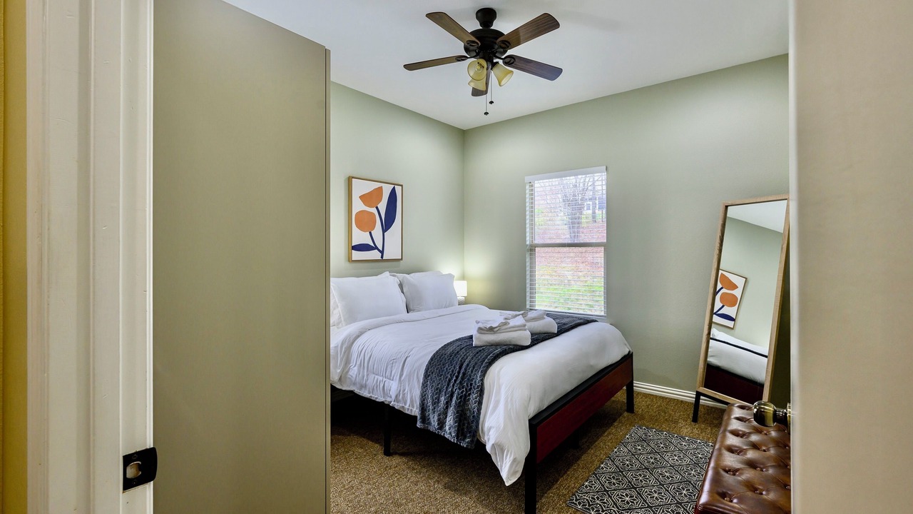 Photo of Bedroom in Era