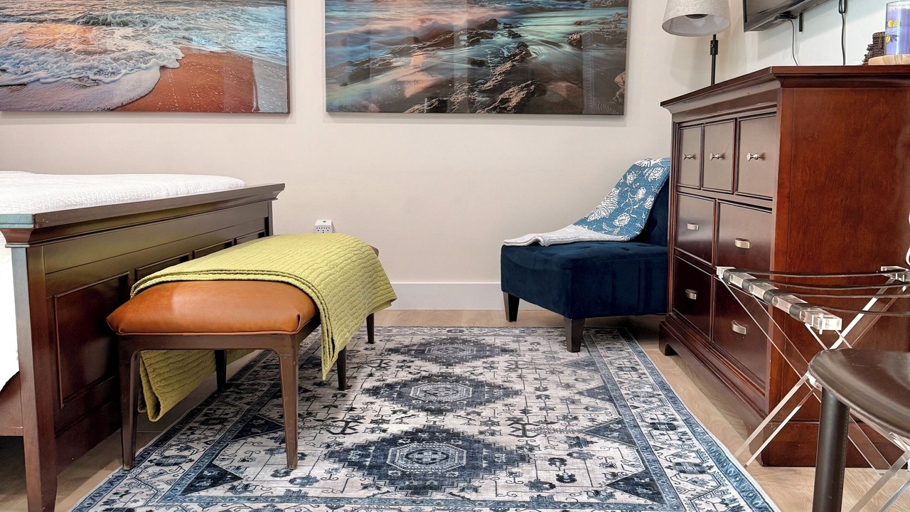 Photo of Bedroom in El Portal
