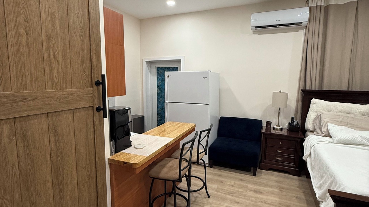 Photo of Bedroom in El Portal