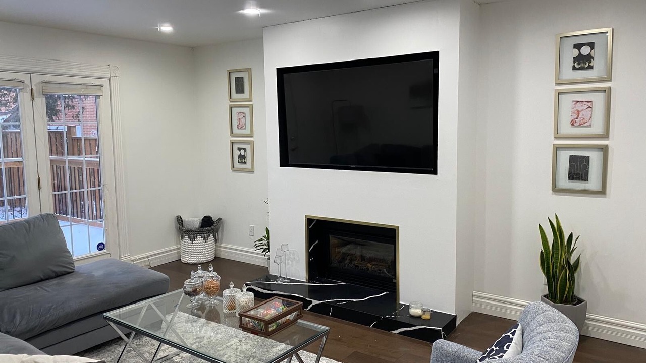 Photo of Livingroom in Newmarket