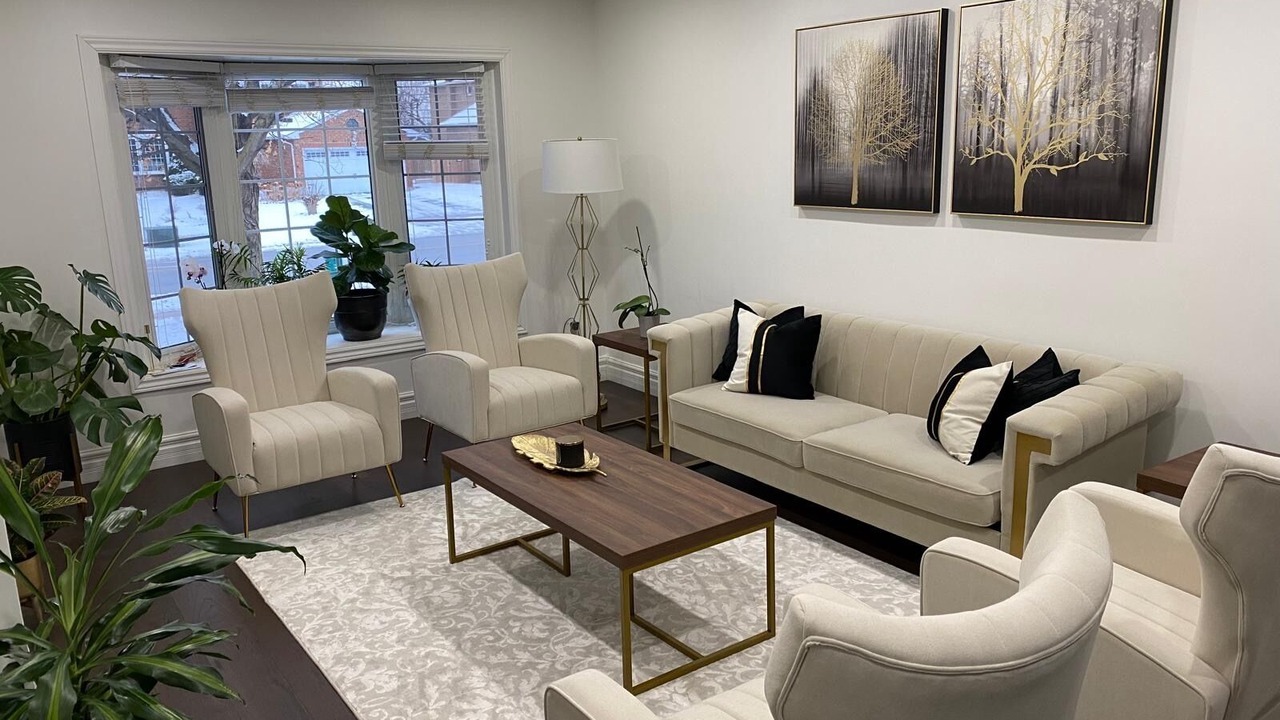 Photo of Livingroom in Newmarket