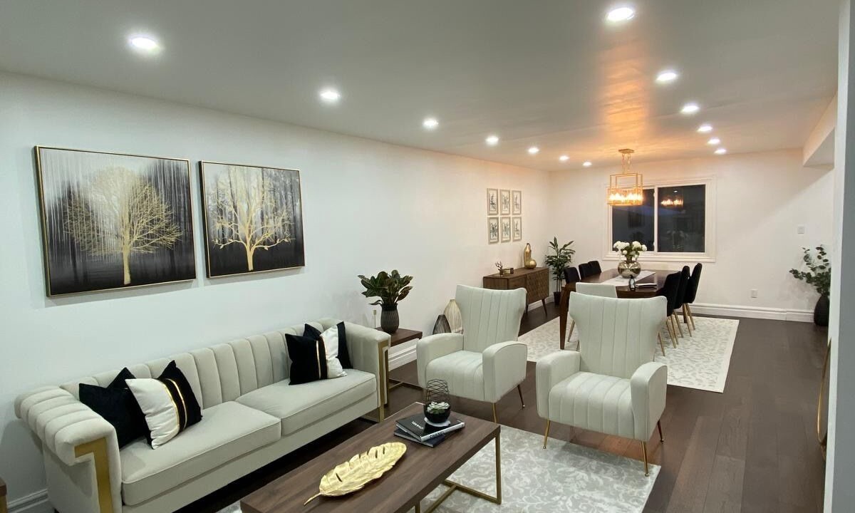 Photo of Livingroom in Newmarket