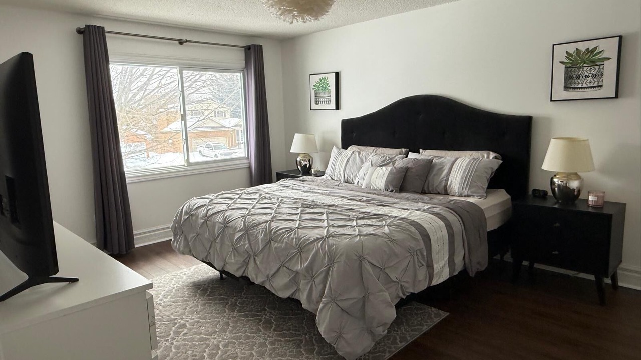 Photo of Bedroom in Newmarket