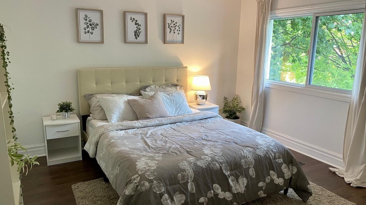 Photo of Bedroom in Newmarket
