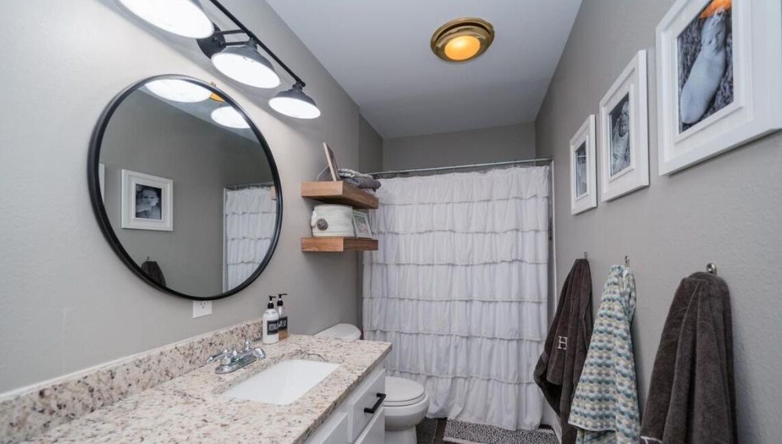 Photo of Bathroom in Gladewater