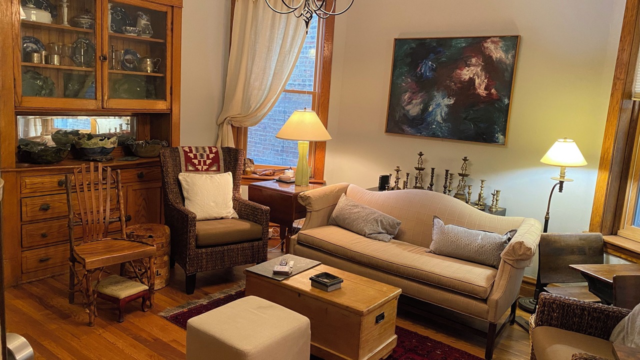 Photo of Livingroom in Logan Square