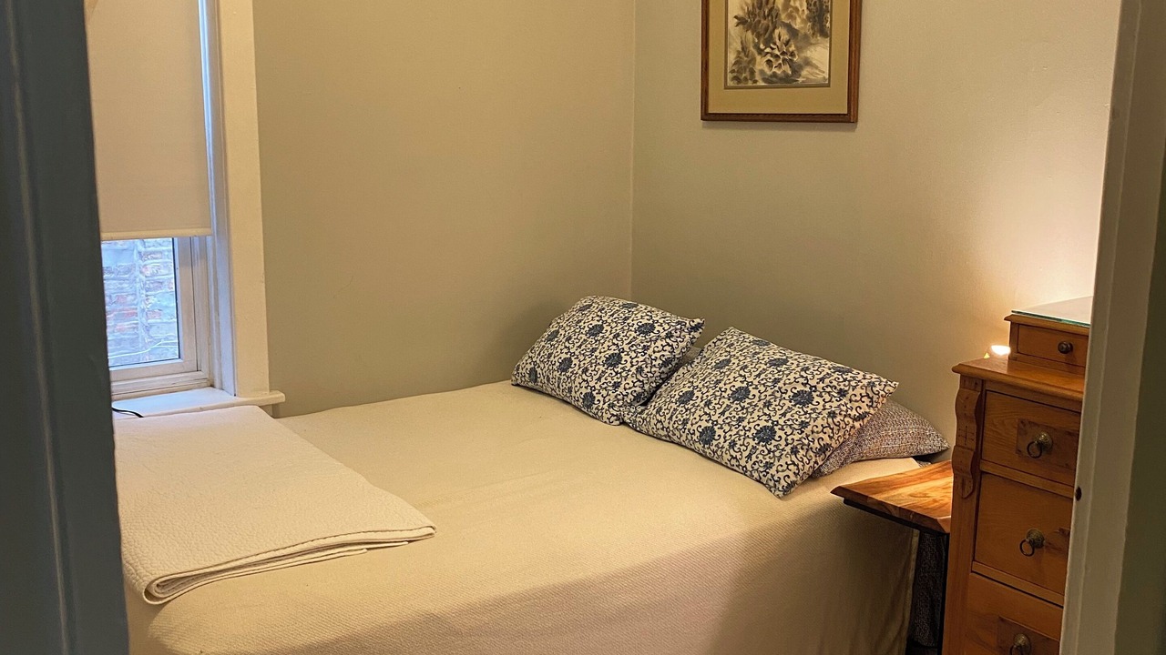 Photo of Bedroom in Logan Square