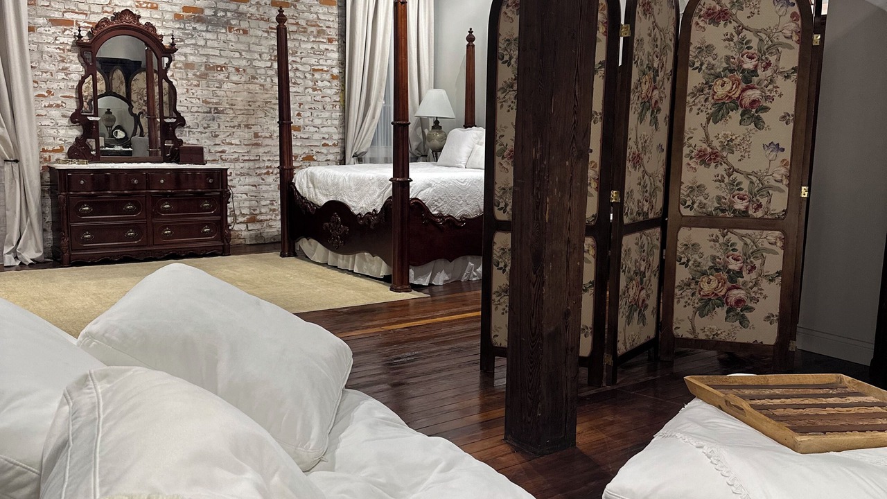 Photo of Bedroom in Sunshine