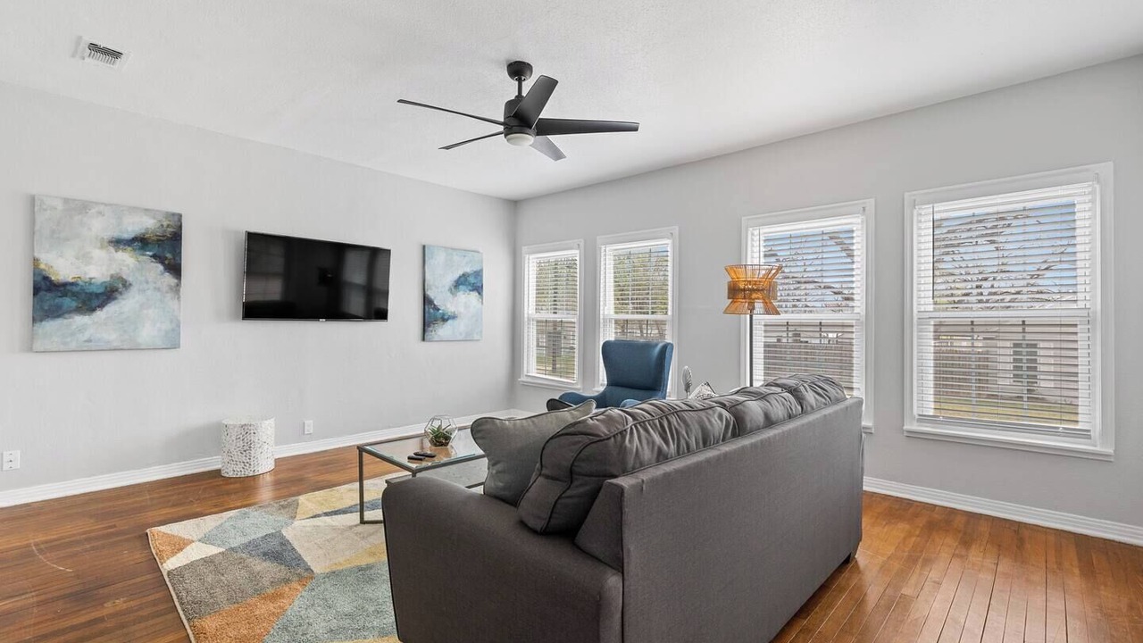 Photo of Livingroom in Arlington Heights