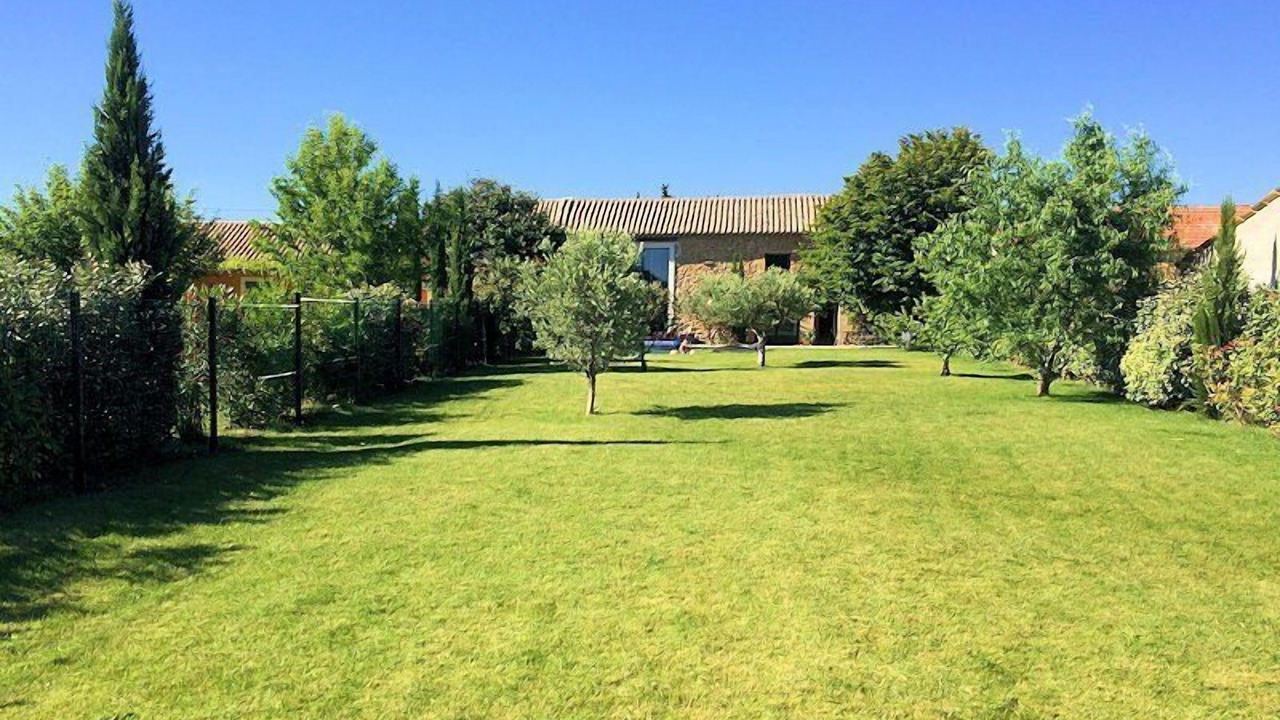 Photo of Others in Sainte-Cecile-les-Vignes