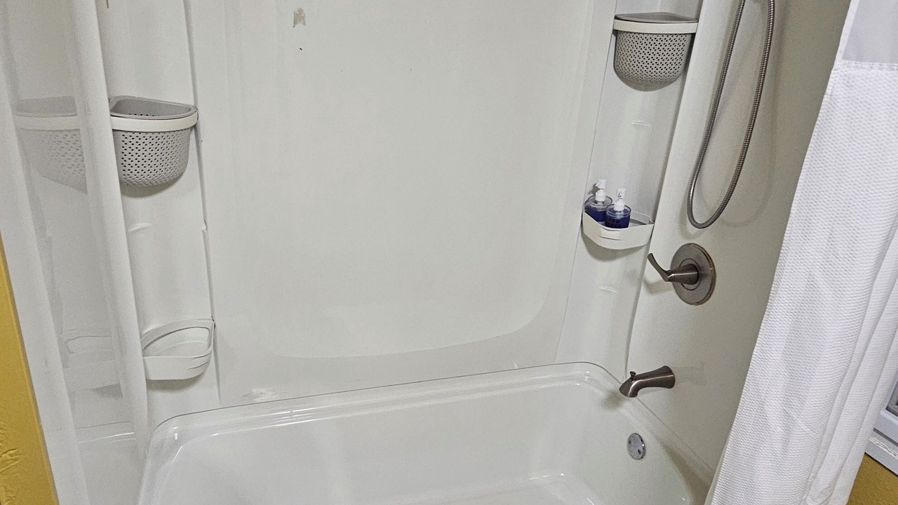 Photo of Bathroom in Carrolls