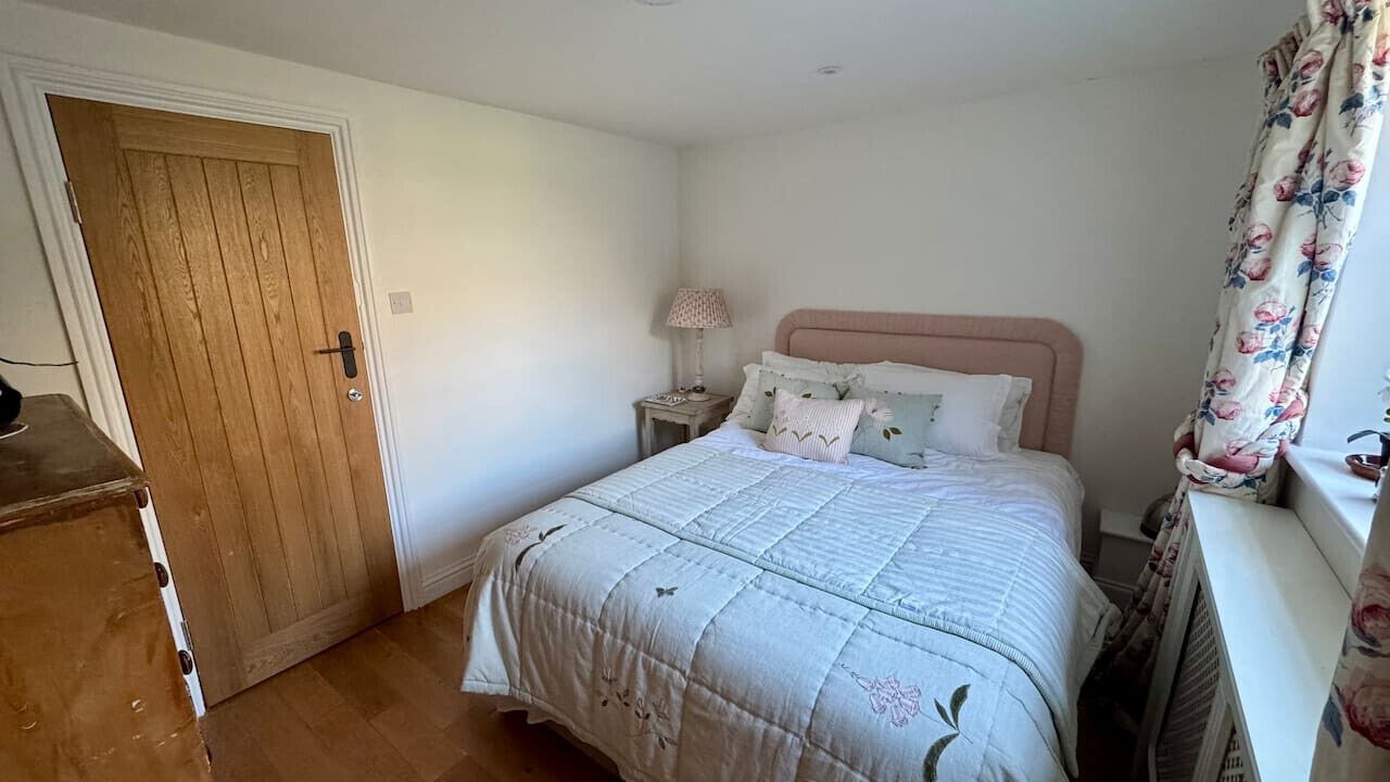 Photo of Bedroom in Henley-on-Thames