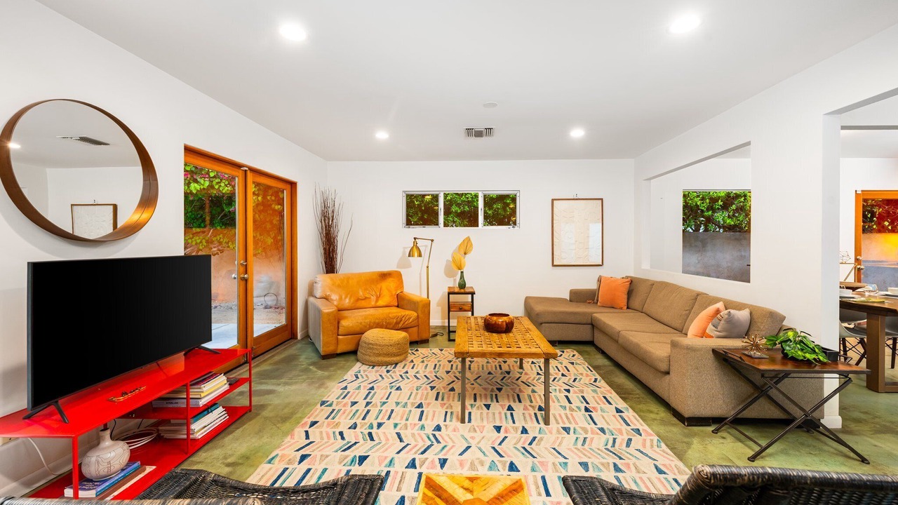Photo of Livingroom in The Mesa