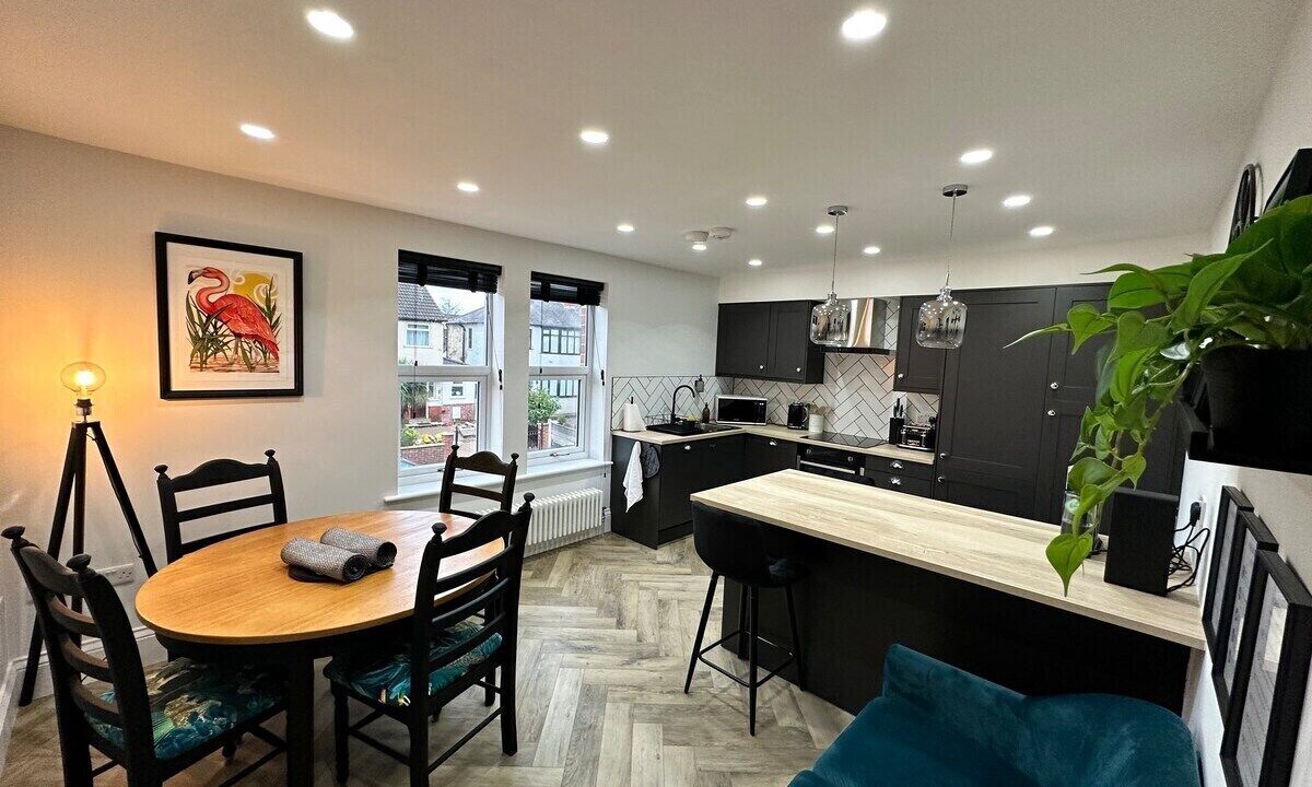 Photo of Kitchen in Roundhay