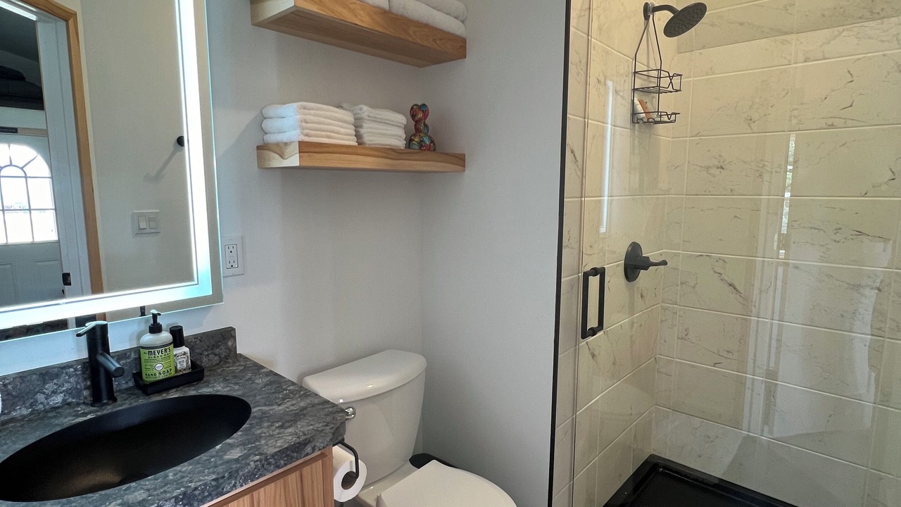Photo of Bathroom in Audubon