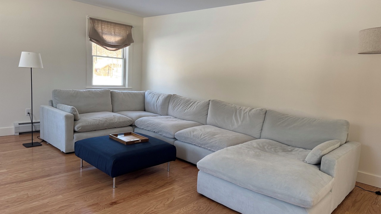 Photo of Livingroom in Chester Depot