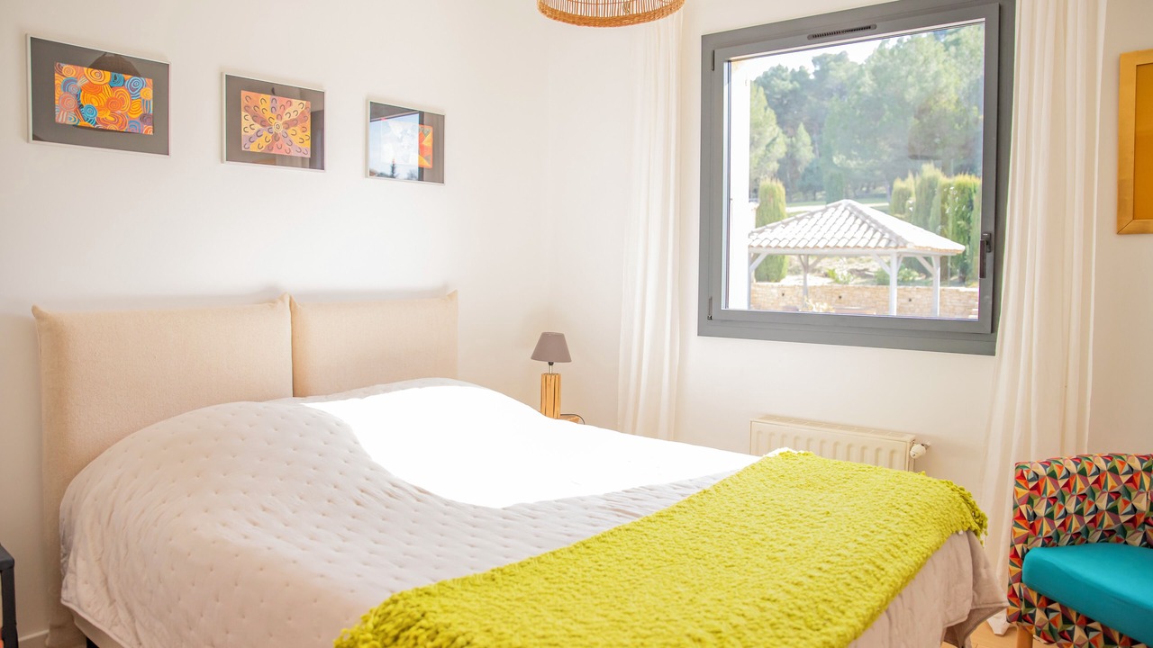 Photo of Bedroom in Uchaux