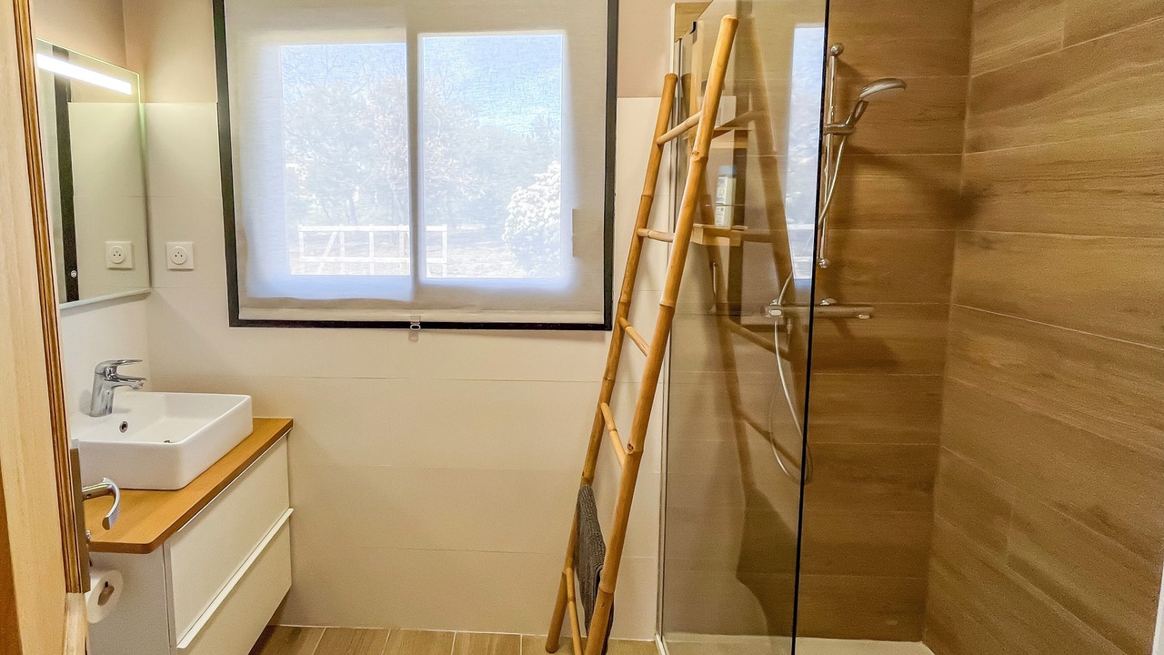 Photo of Bathroom in Uchaux