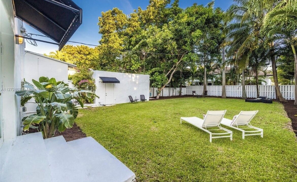Photo of Patio Balcony in El Portal