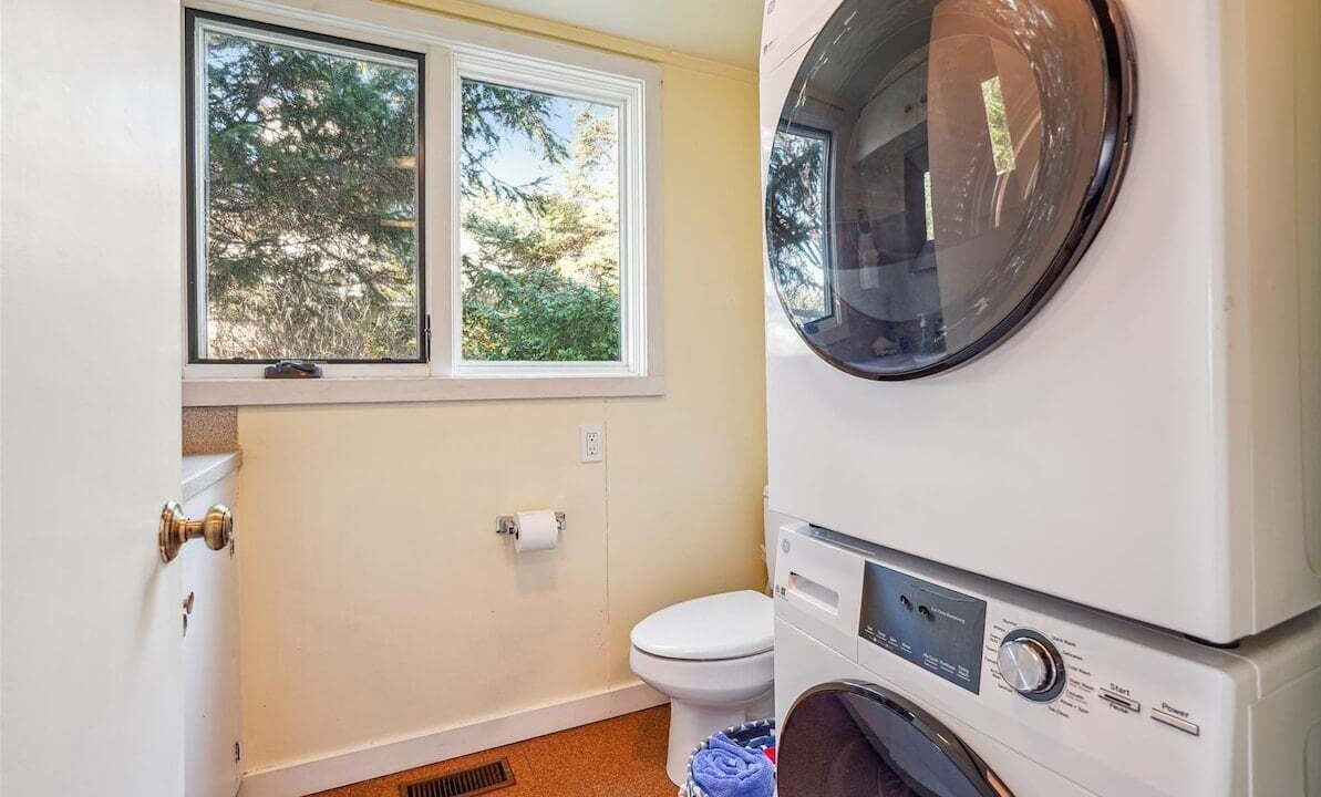 Photo of Bedroom in Arch Cape