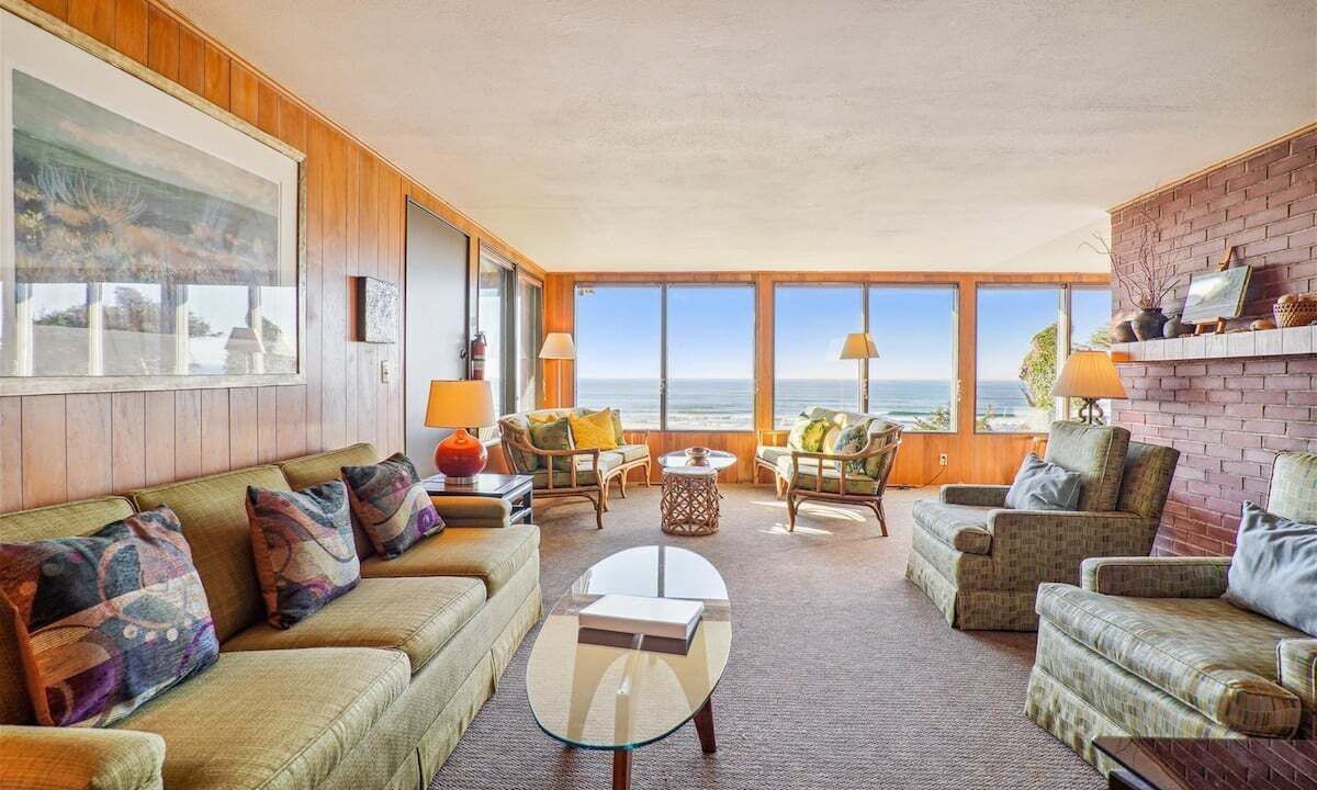 Photo of Bedroom in Arch Cape