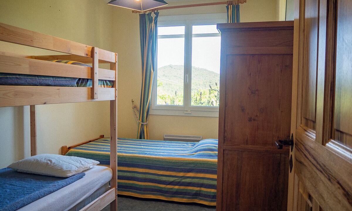 Photo of Bedroom in Saint-Etienne-les-Orgues