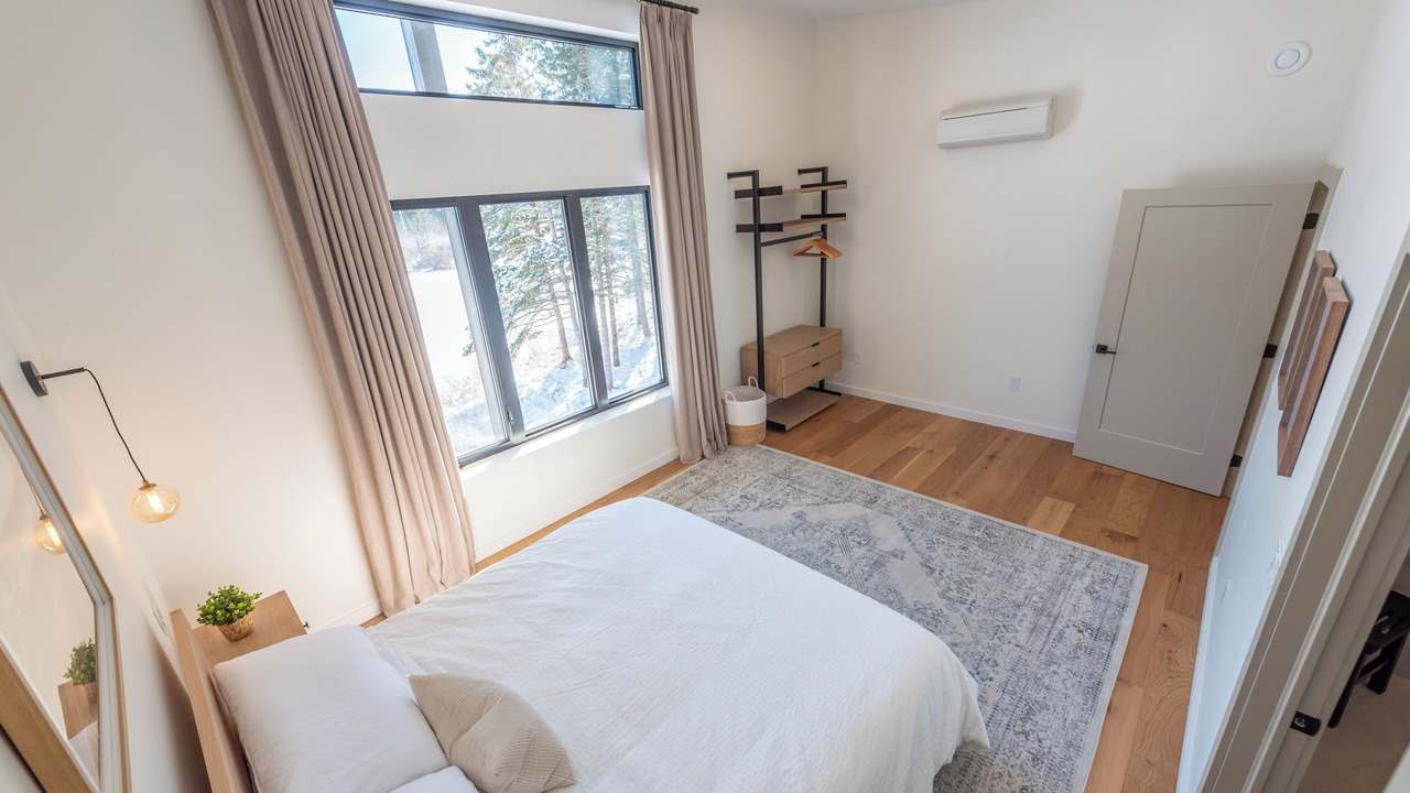 Photo of Bedroom in Beach Meadows