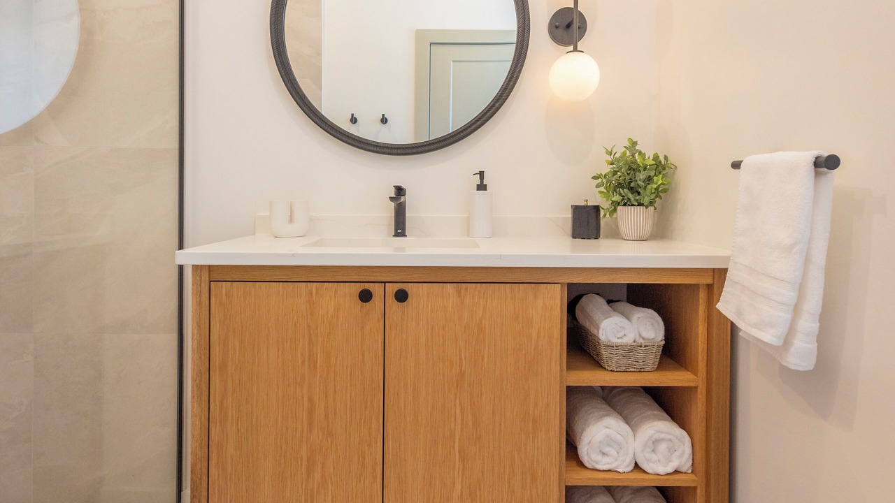 Photo of Bathroom in Beach Meadows