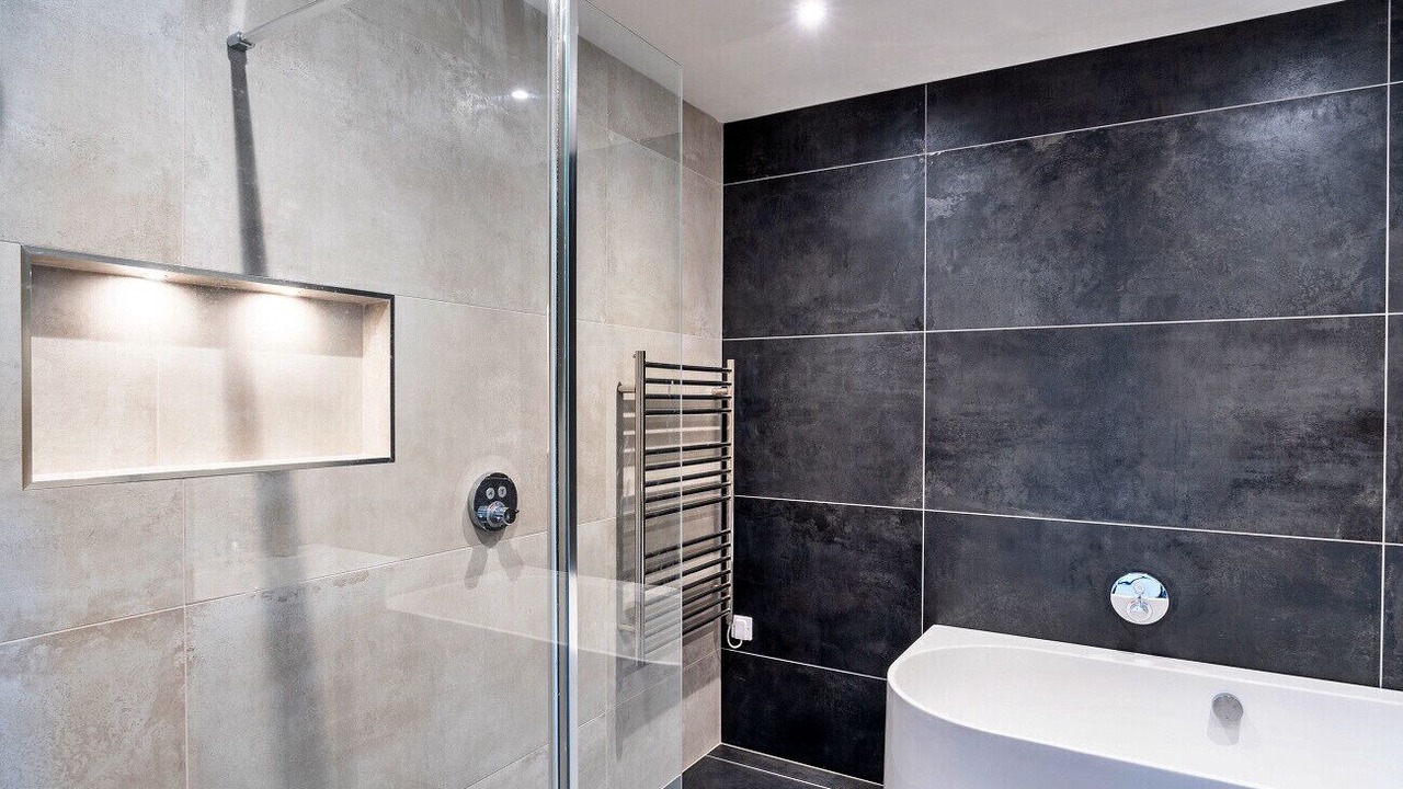 Photo of Bathroom in The Lizard