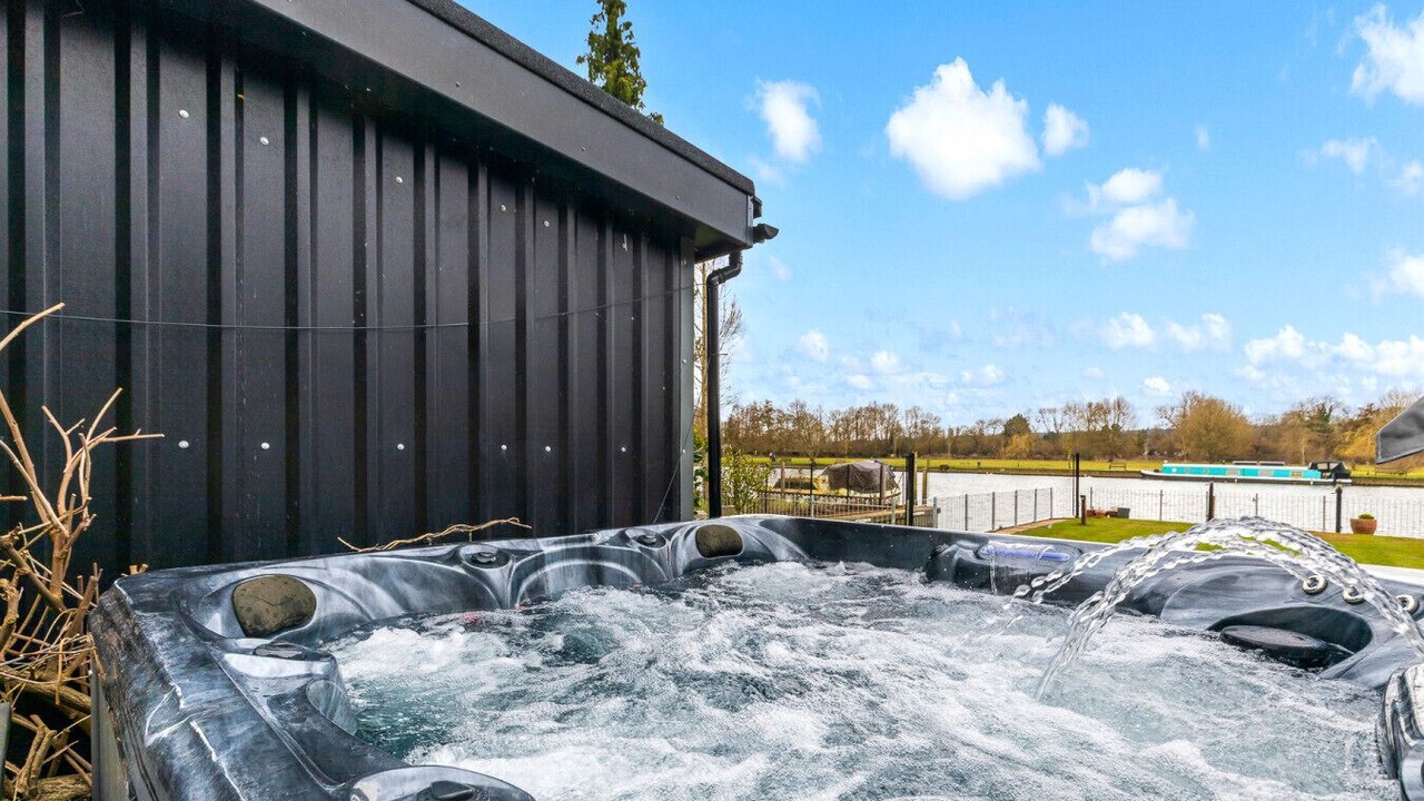 Photo of Outdoor in Henley