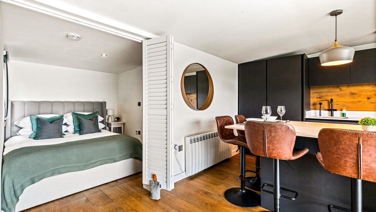 Photo of Bedroom in Henley