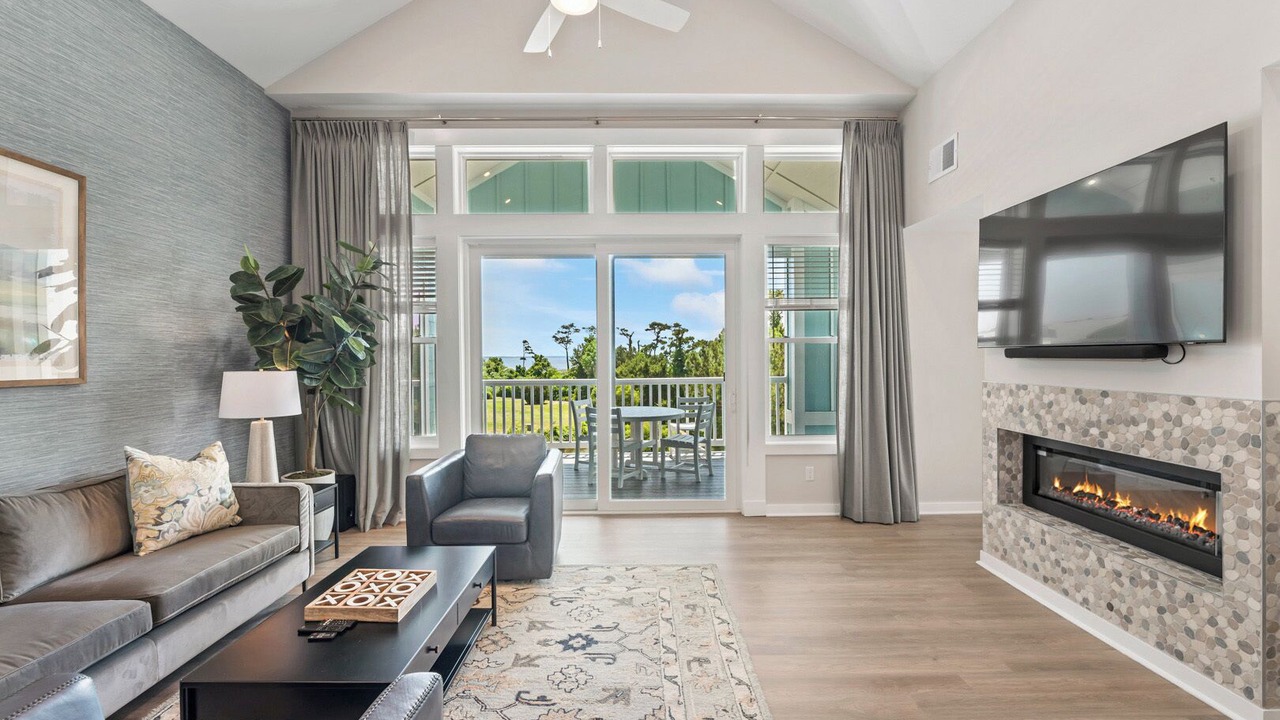 Photo of Livingroom in Bermuda Bay