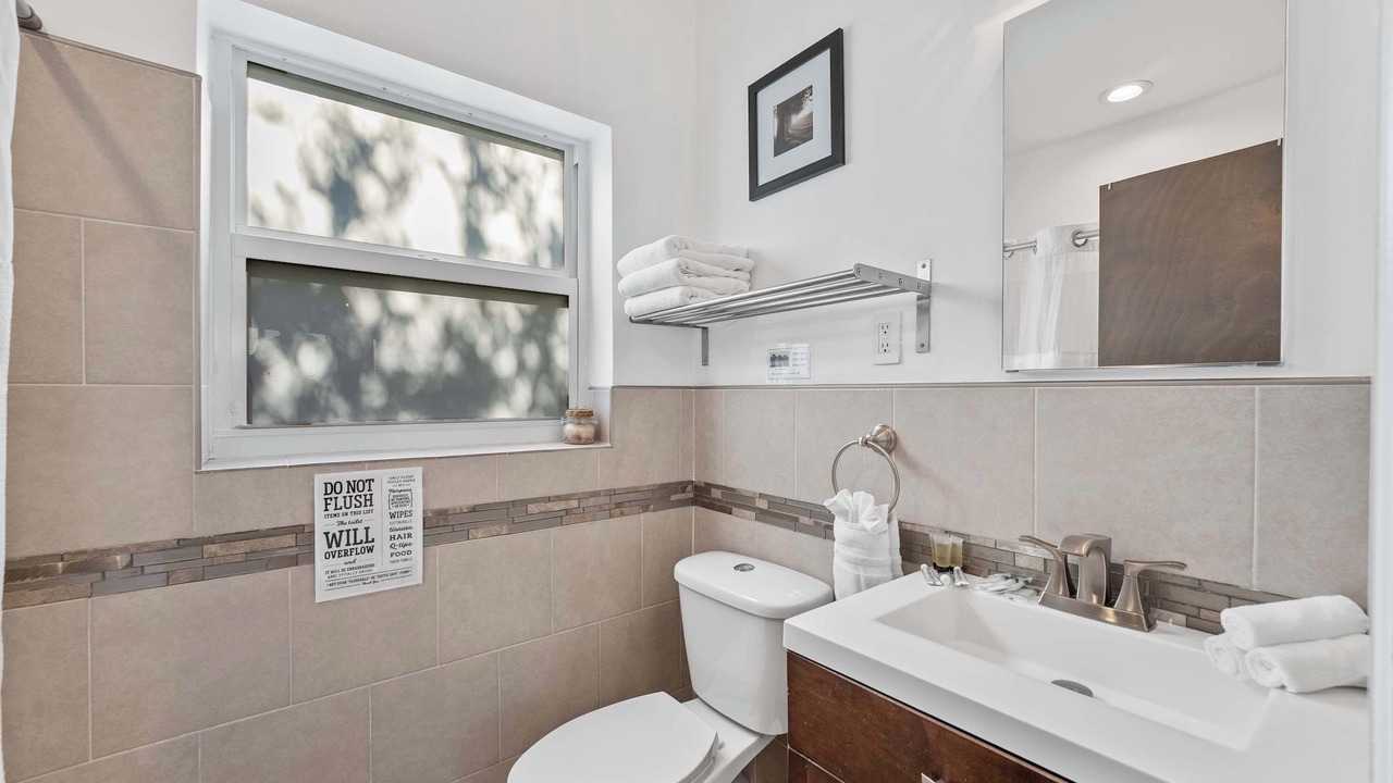 Photo of Bathroom in Hendricks and Venice Isles