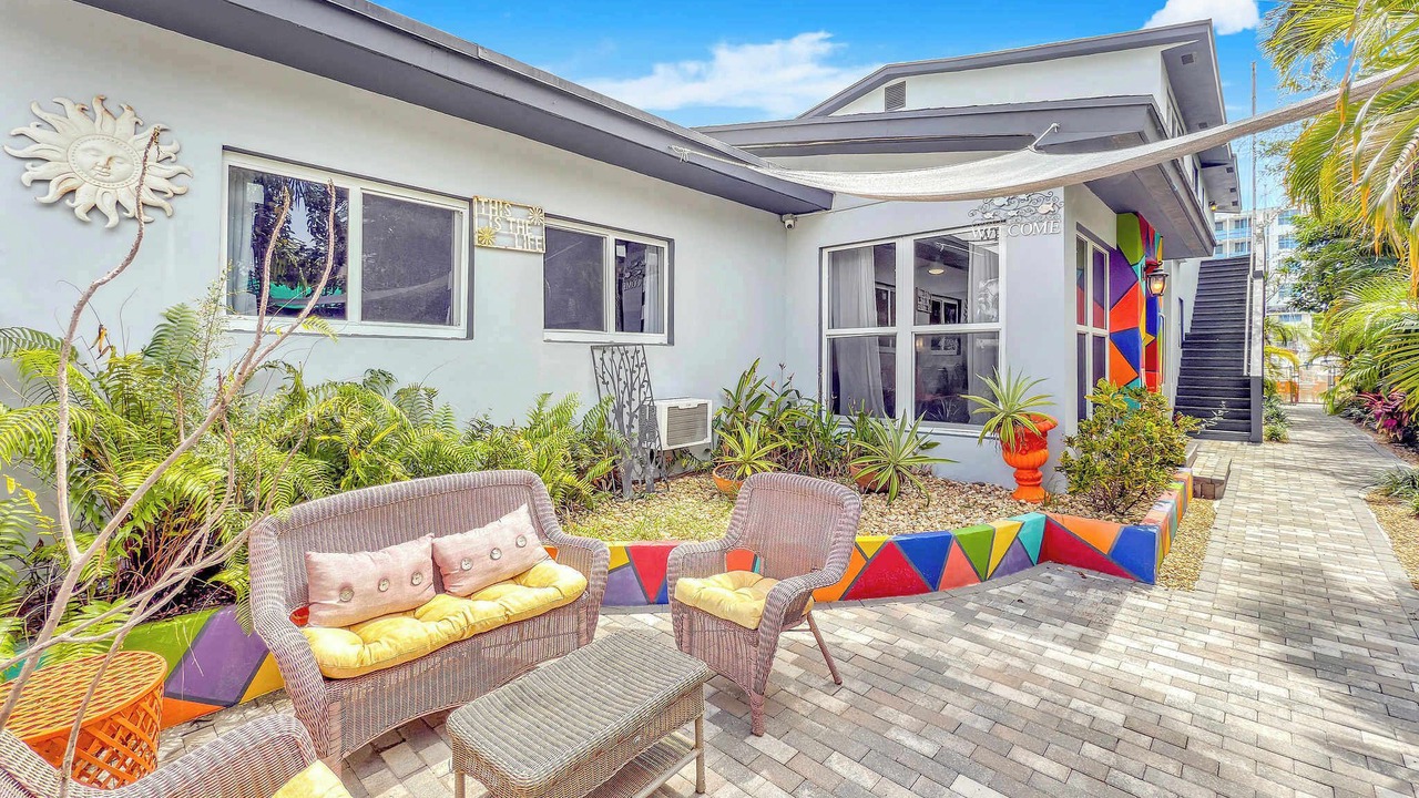 Photo of Patio Balcony in Hendricks and Venice Isles