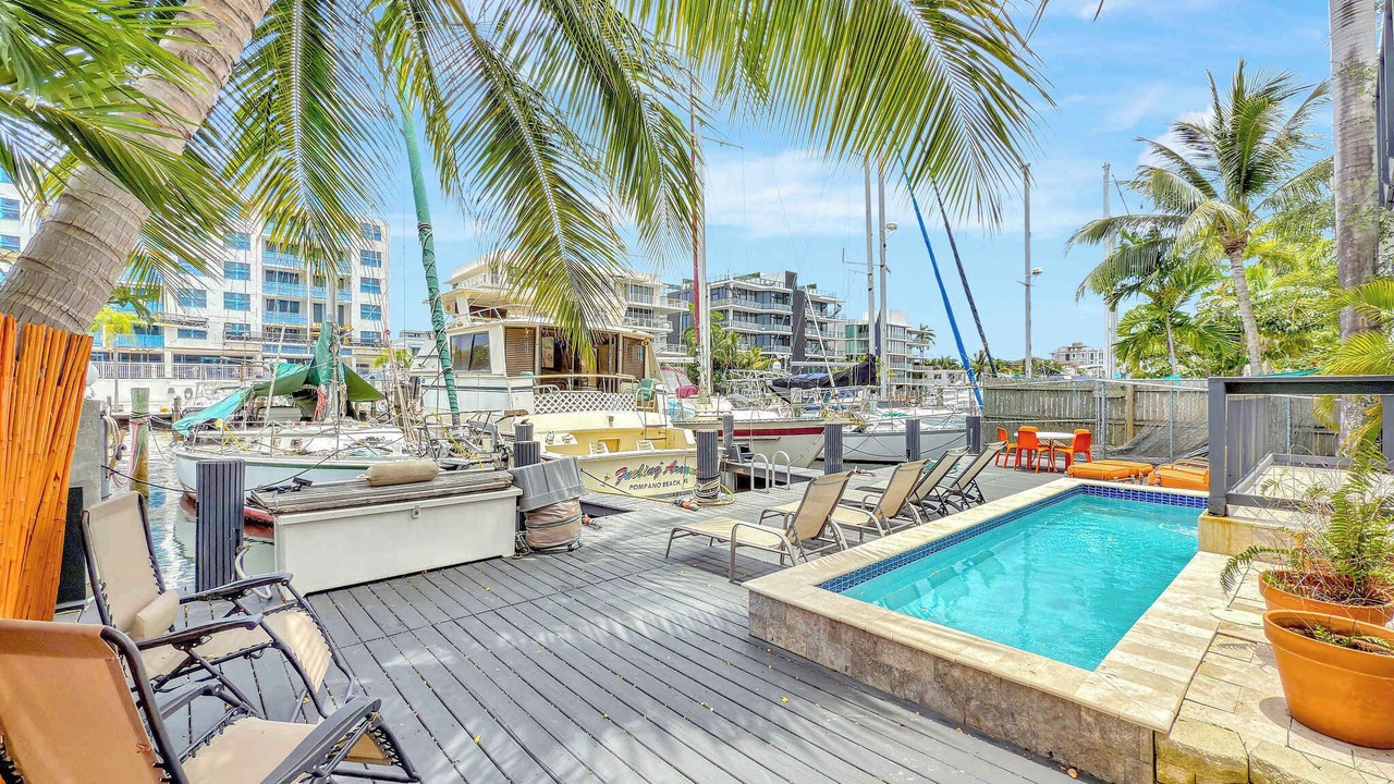 Photo of Outdoor in Hendricks and Venice Isles