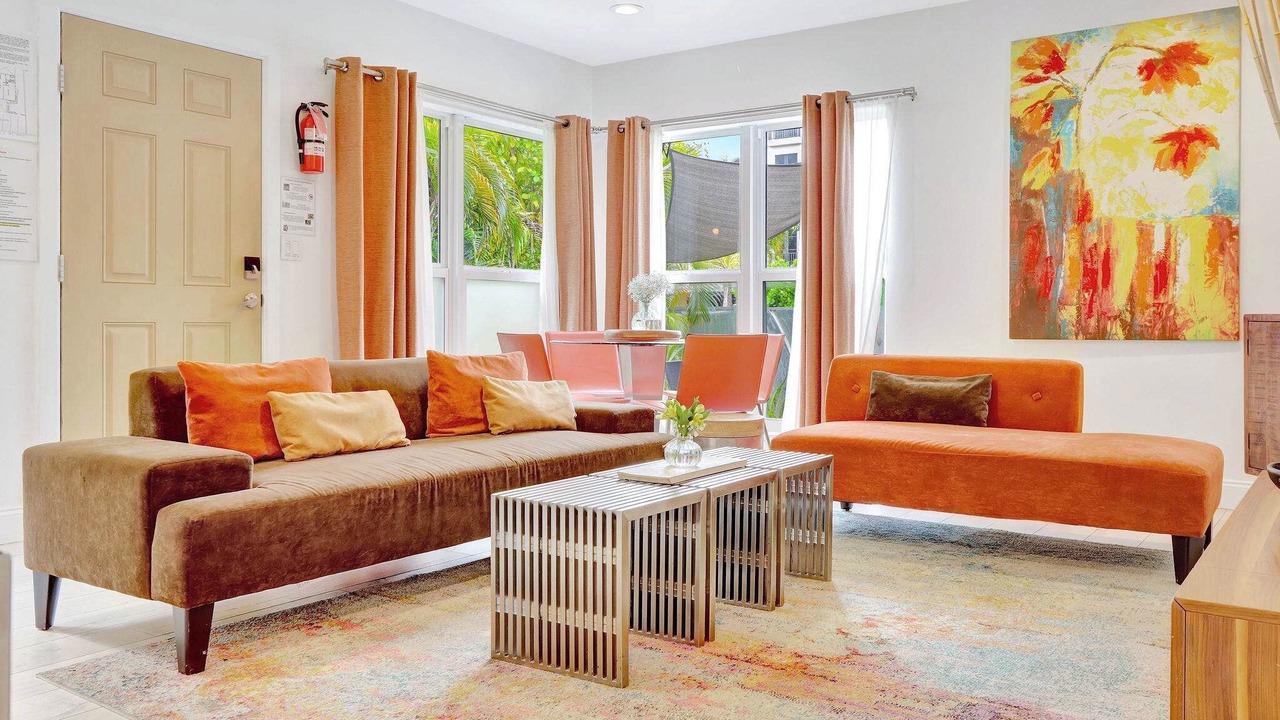 Photo of Livingroom in Hendricks and Venice Isles